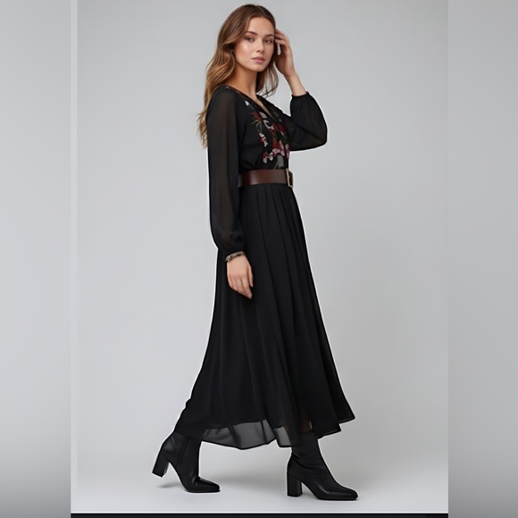 Black Floral Embroidery Lantern Sleeve Dress Without Belt - Picture 3 of 9